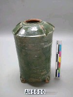 藏品(綠釉陶倉)的圖片